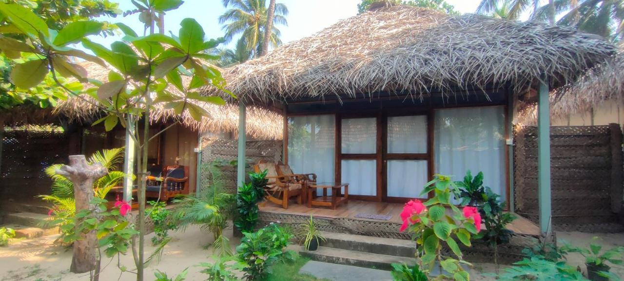 The Coast Beach Resort Agonda Exterior foto